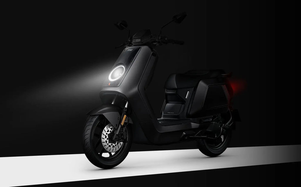 NIU - NQiX 150 - 45 km/h - escoomo