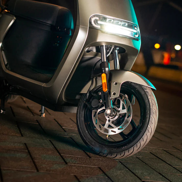 Segway - E110S - 45 km/h - escoomo