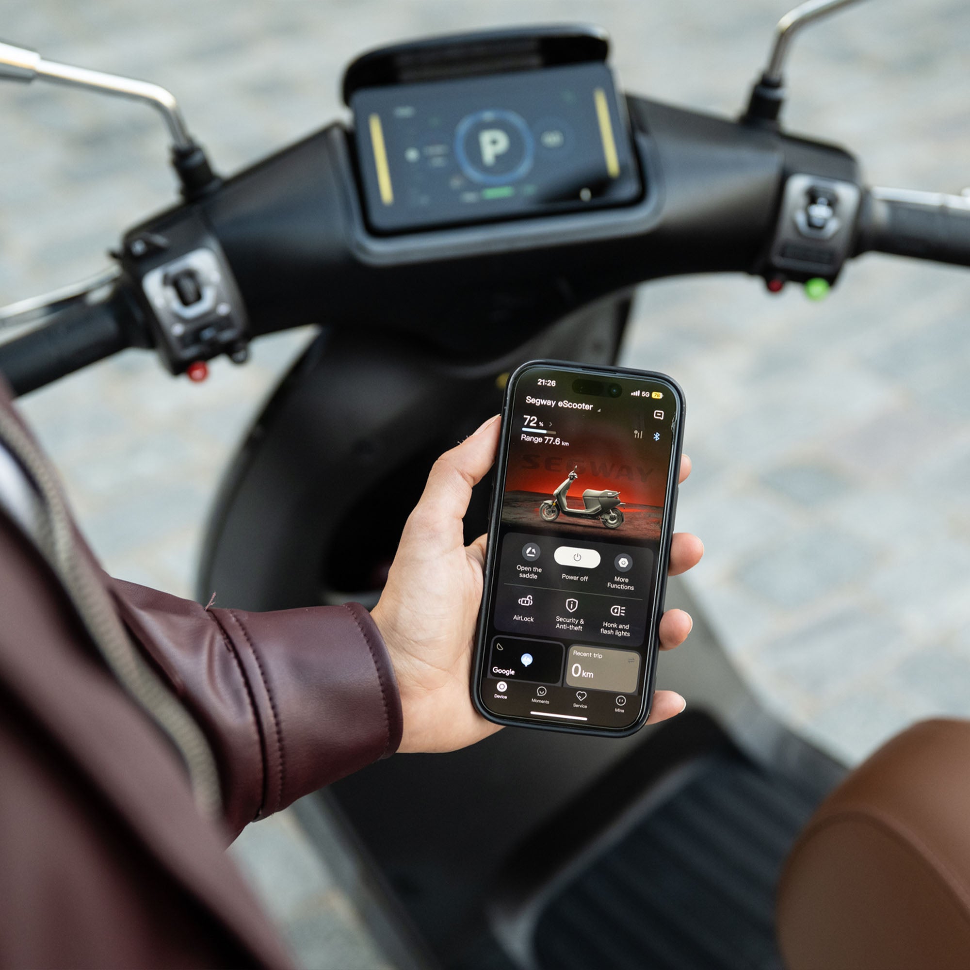 Segway Ninebot E250S 90 km/h E-Scooter E-Roller bei escoomo in Berlin mit App-Steuerung erhältlich