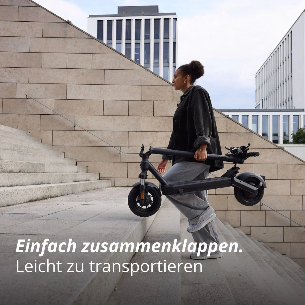 VMAX VX2 Gear E-Scooter zusammenklappbar – platzsparendes und mobiles Elektro-Scooter Modell bei escoomo in Berlin