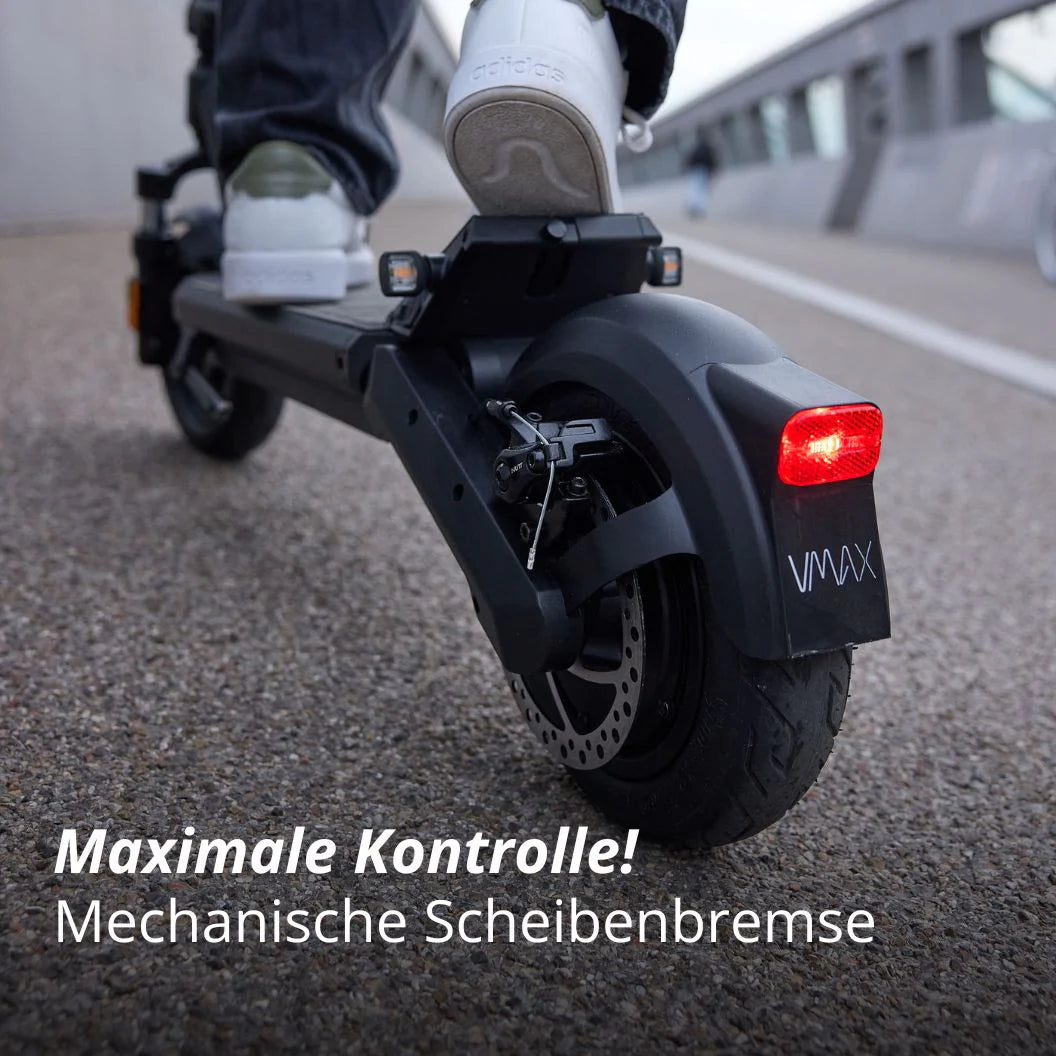 VMAX VX2 Hub E-Scooter mit mechanischer Scheibenbremse – sicheres Elektro-Scooter Modell bei escoomo in Berlin